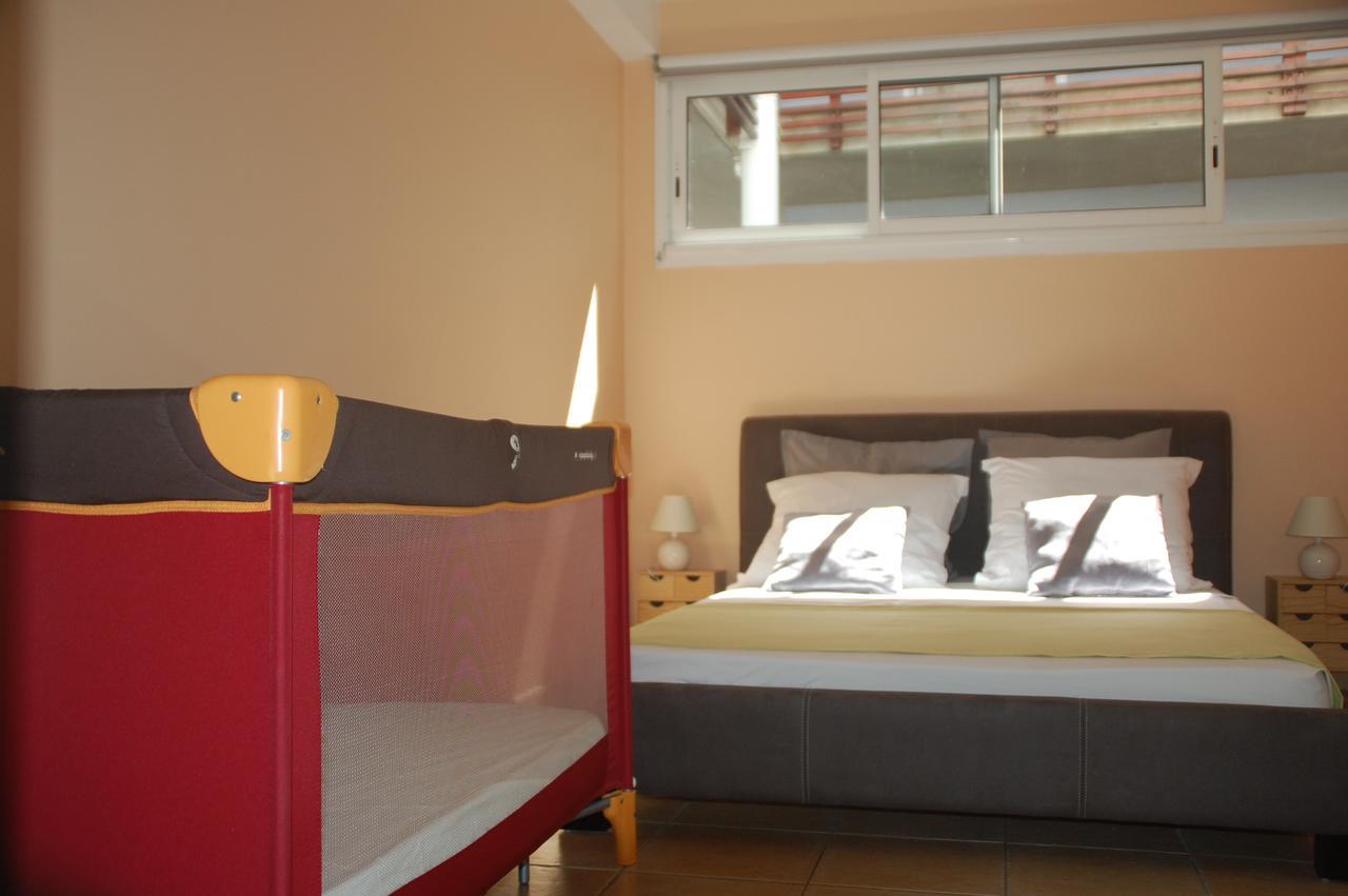 Appartement Meuble De Tourisme Saint Pierre Ngoại thất bức ảnh