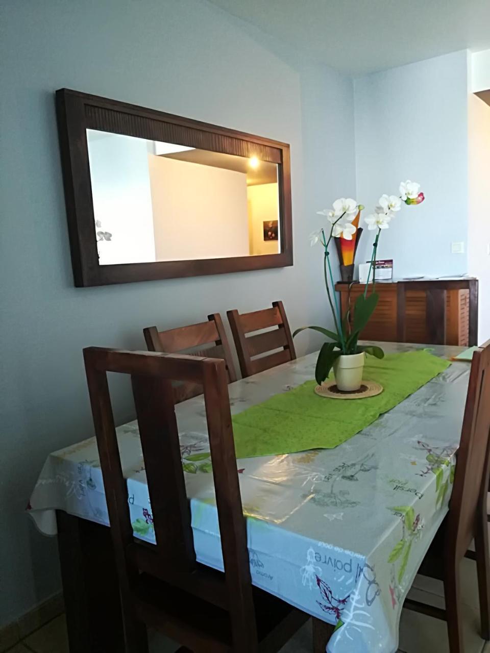 Appartement Meuble De Tourisme Saint Pierre Ngoại thất bức ảnh