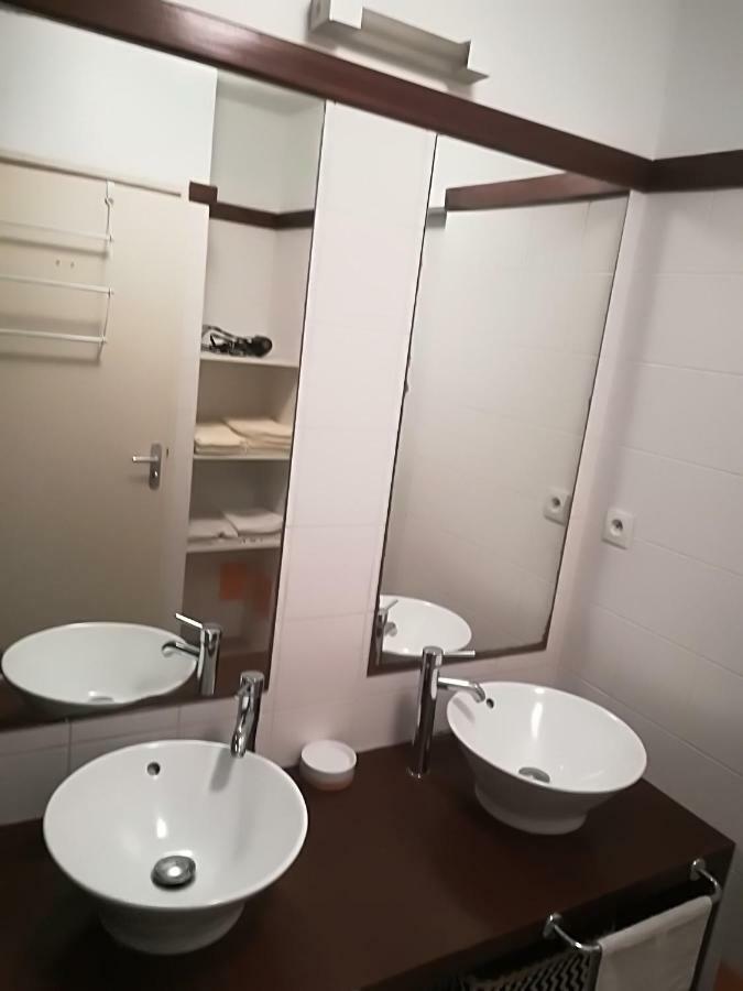 Appartement Meuble De Tourisme Saint Pierre Ngoại thất bức ảnh